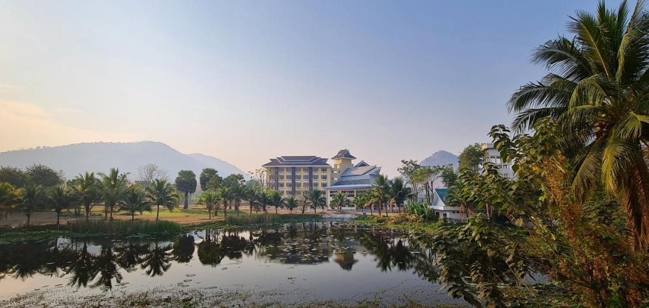 Phu Pha Phung Resort Suan Phueng Esterno foto
